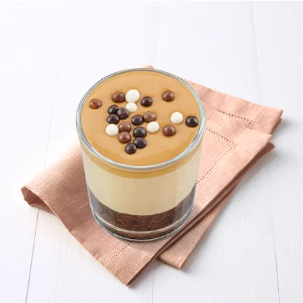 Cappuccino-Pudding mit Karamellsoße