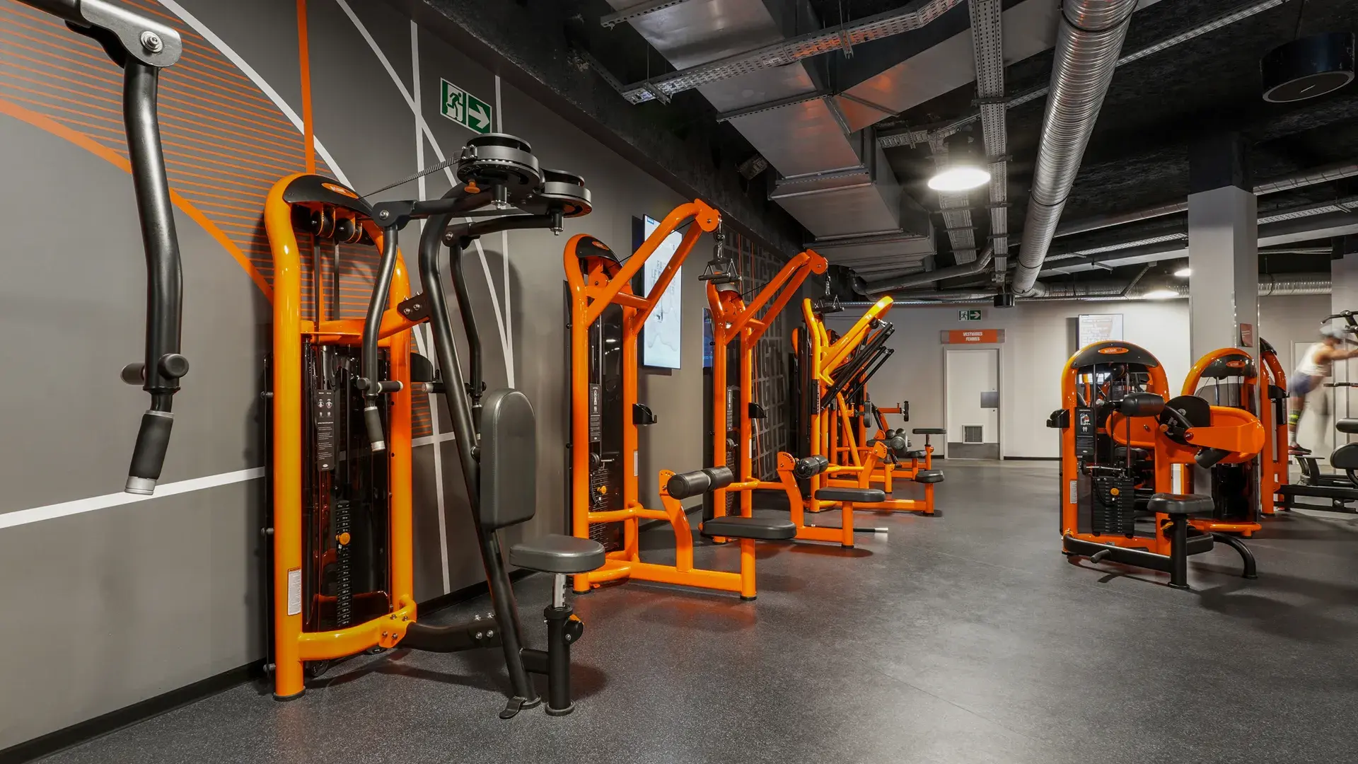 Images Basic-Fit 24/7