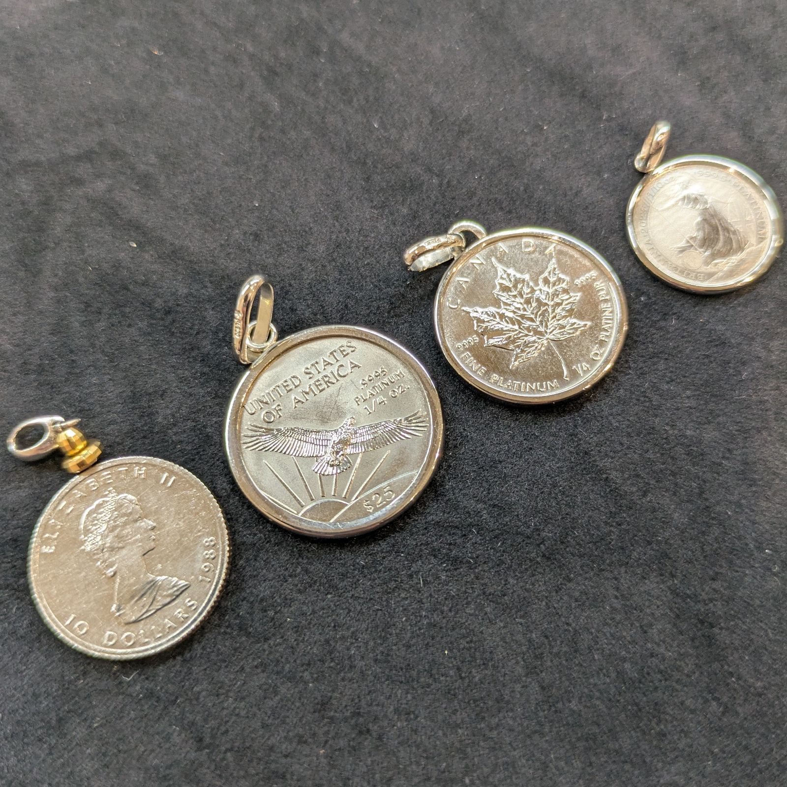 Images KOMEHYO（コメ兵）買取センターミュープラット金山