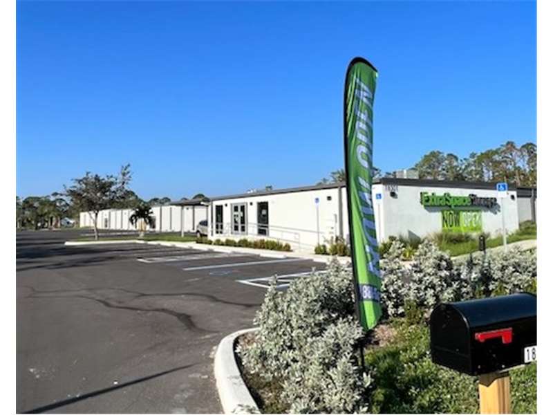 Images Extra Space Storage