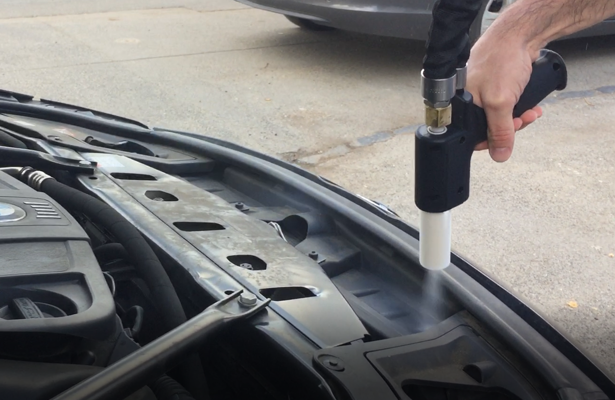 Trockeneisstrahlen Cleaning Mammut GmbH - Köln, Lindenallee 43c in Köln