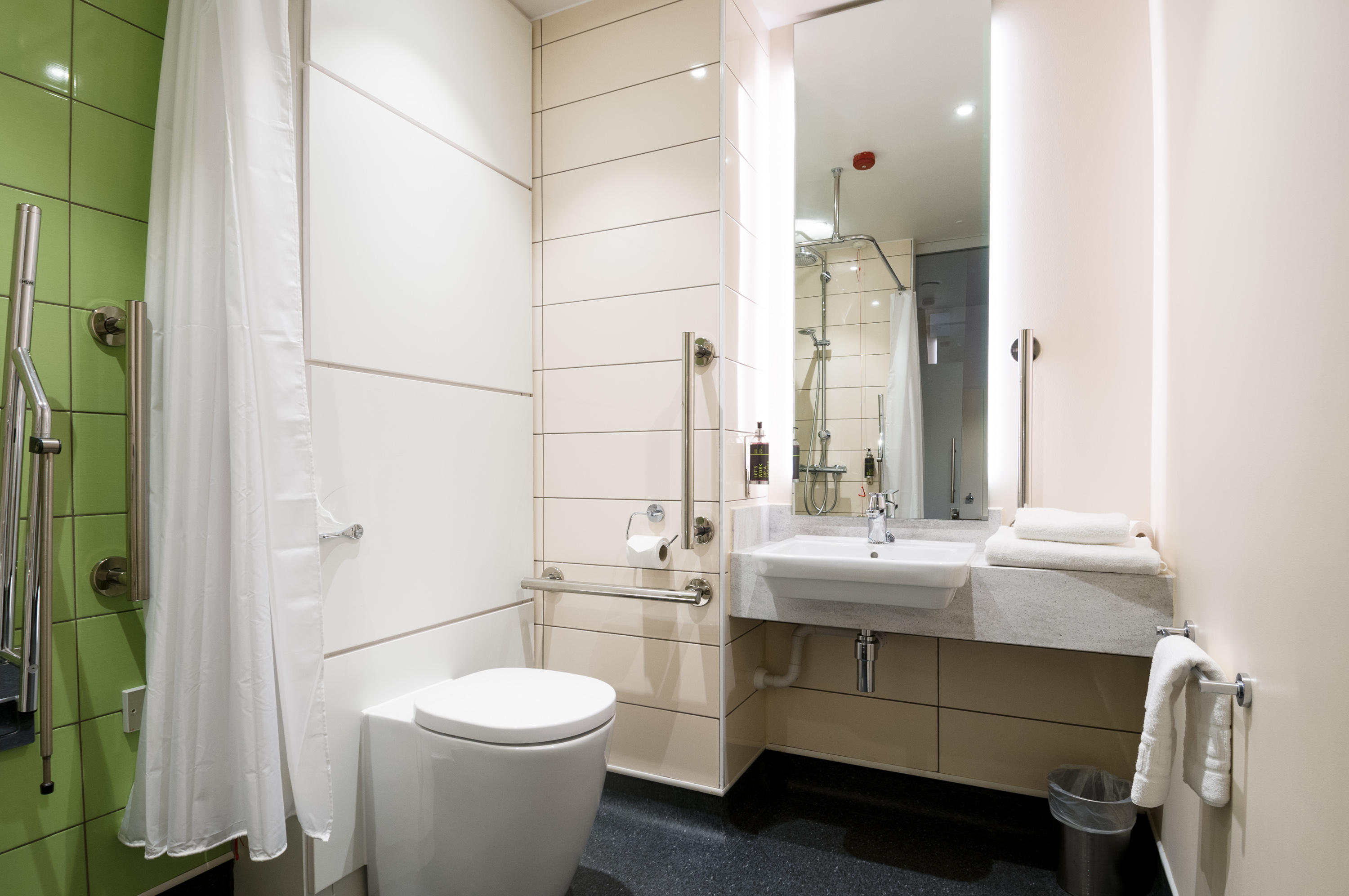 hub by Premier Inn bathroom hub by Premier Inn Edinburgh City Centre (Rose Street) hotel Edinburgh 03333 213104