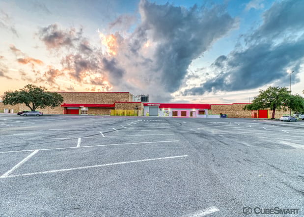 Images CubeSmart Self Storage
