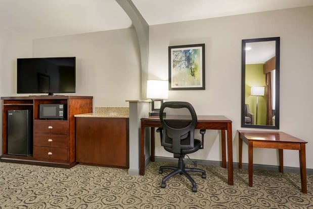 Images SureStay by Best Western Deer Park
