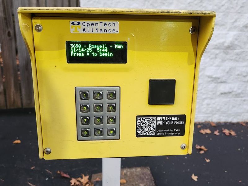 Images Extra Space Storage