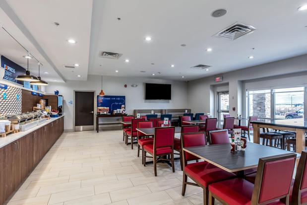 Images Holiday Inn Express & Suites Jersey City North - Hoboken, an IHG Hotel