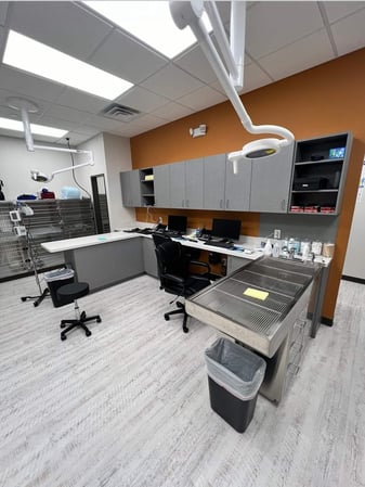 Images VetExpress Animal Urgent Care