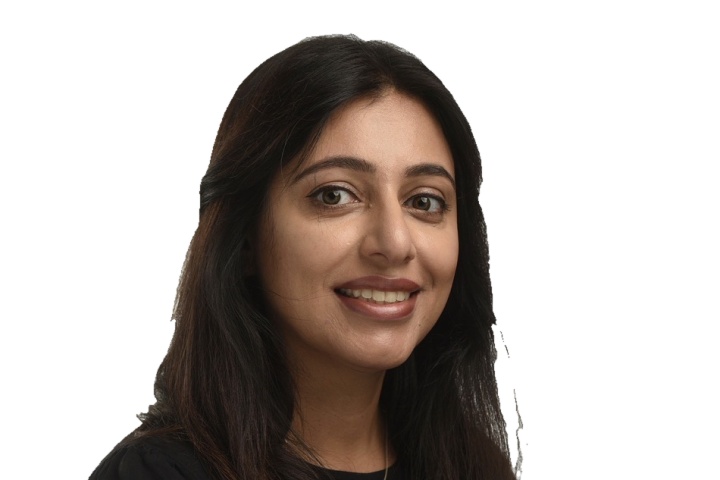 Robina Sharif, Optometrist / Director in our Bromsgrove store