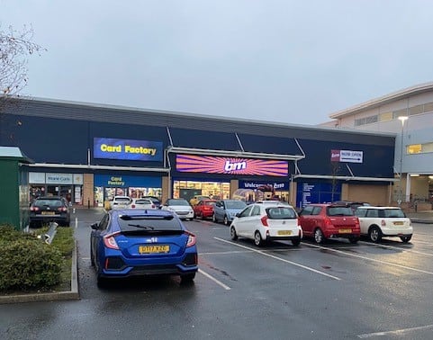B&M's newest store opened its doors on Thursday (28th November 2019) in Hednesford. The B&M Store is located near to the town centre at Victoria Shopping Park.