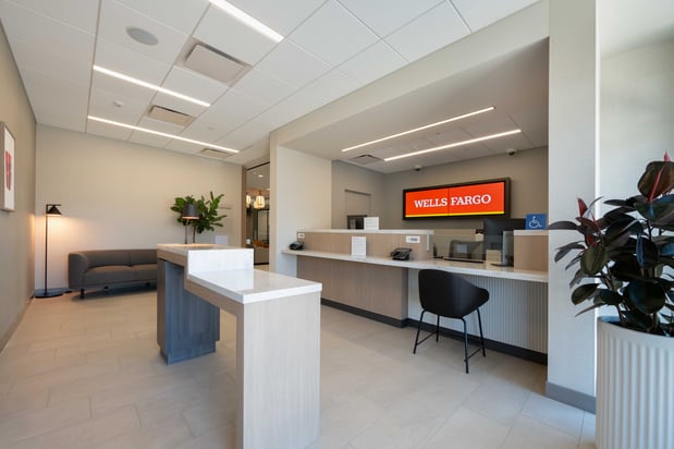 Images Wells Fargo Bank