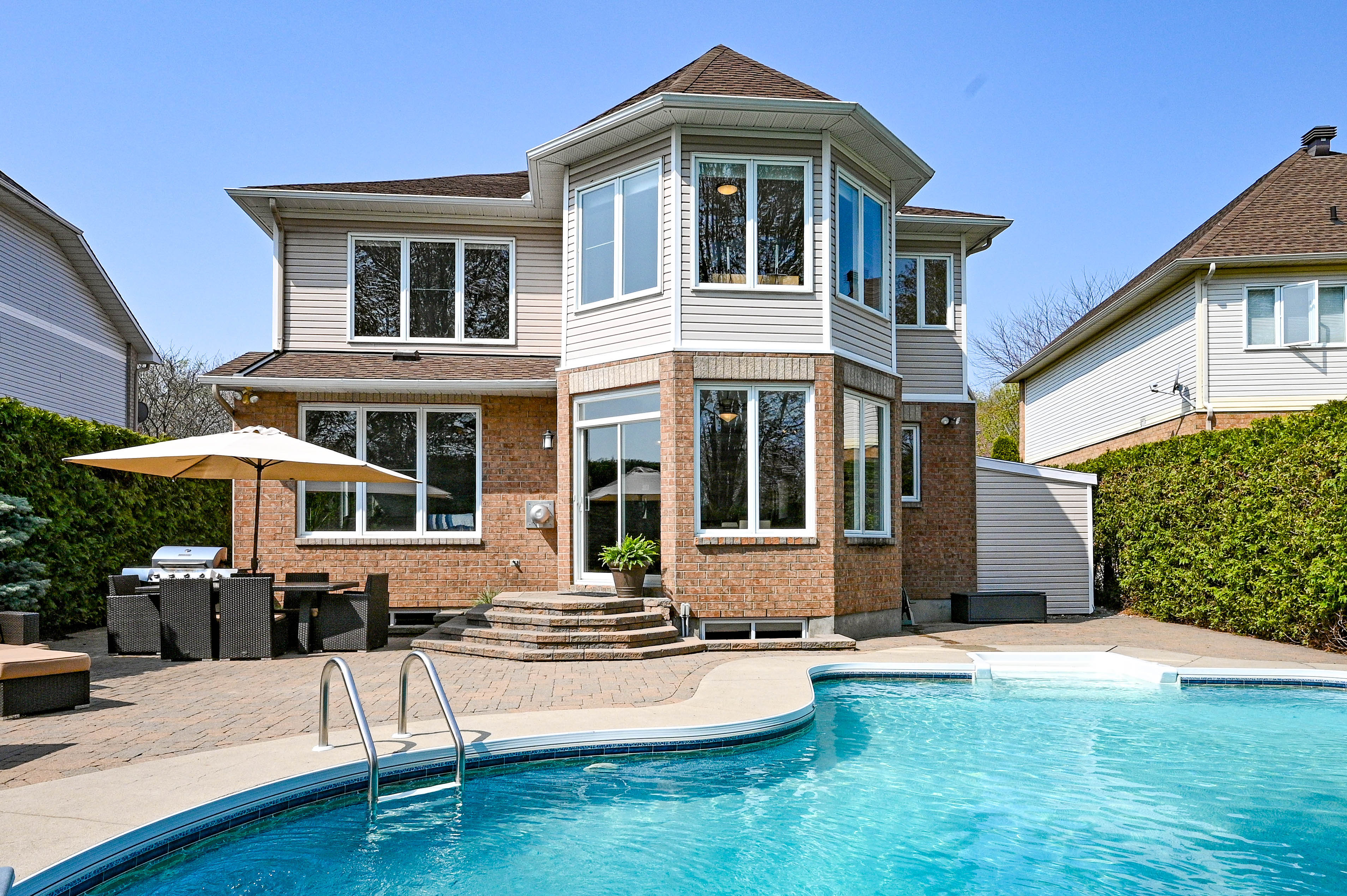 Images Leif Olson - Ottawa Real Estate Agent - Hamre Team RE/MAX Affiliates