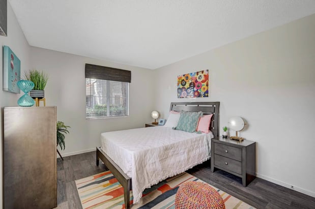 Images Solstice Apartment Homes