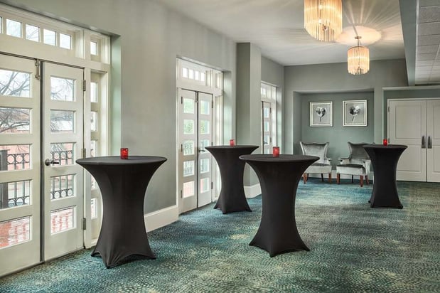 Images Redmont Hotel Birmingham, Curio Collection by Hilton