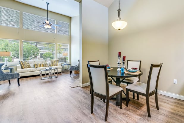 Images Meridian at Stone Creek