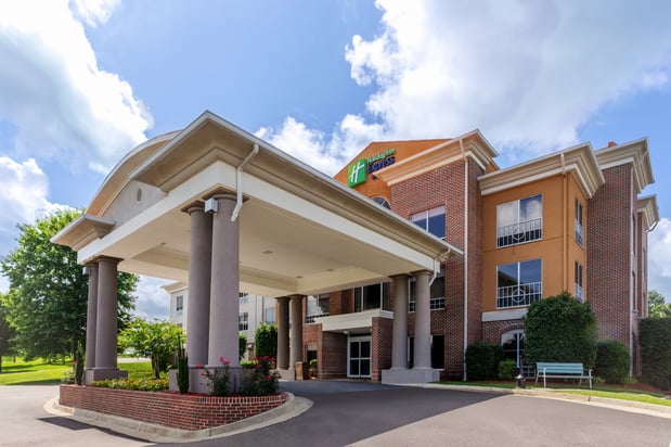 Images Holiday Inn Express & Suites Vicksburg by IHG