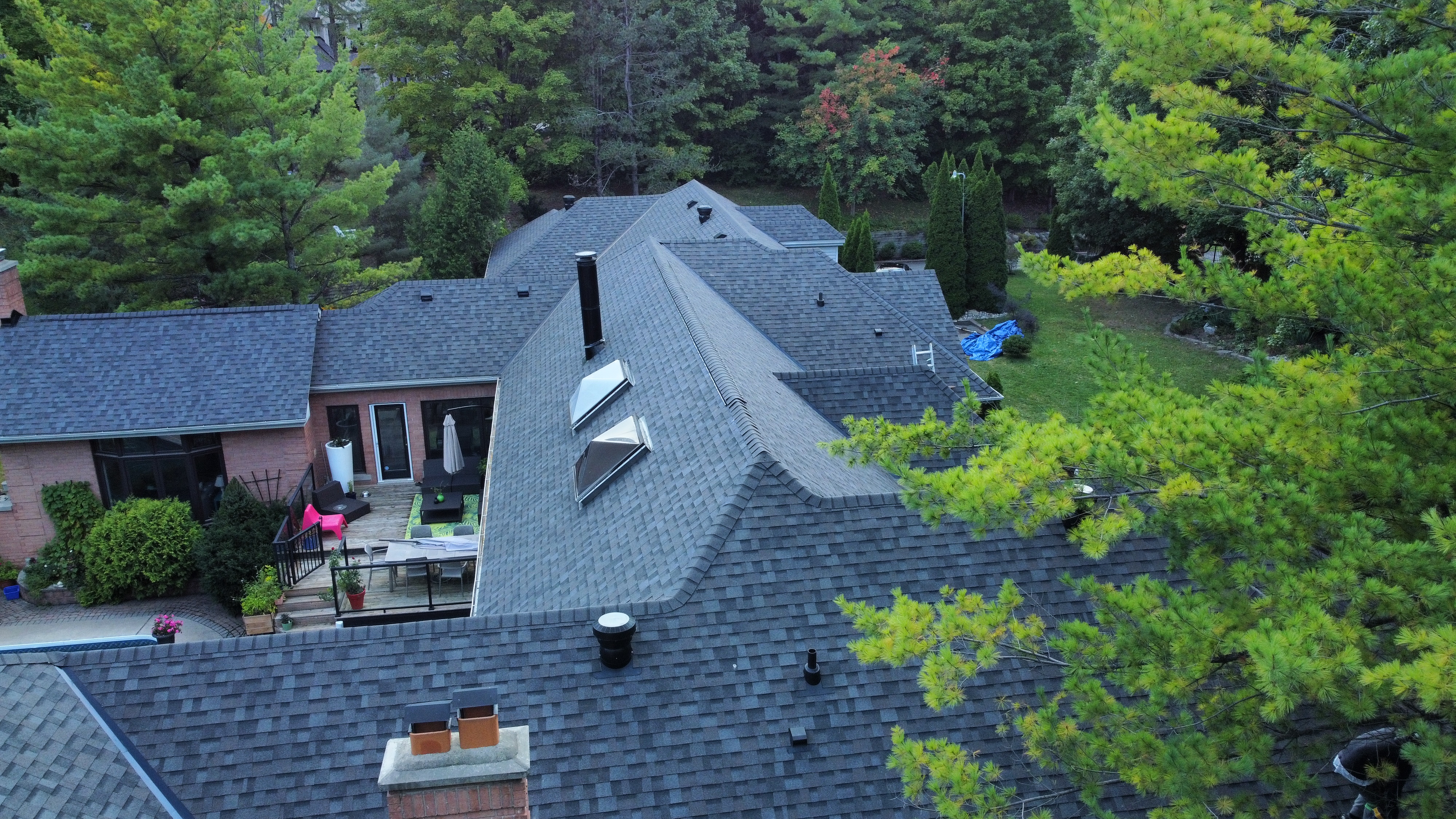 Images Ontario Certified Roofing