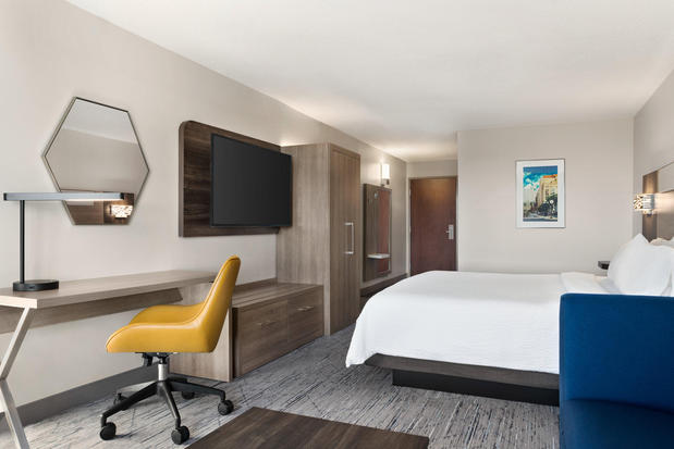 Images Holiday Inn Express & Suites East Greenbush(Albany-Skyline), an IHG Hotel
