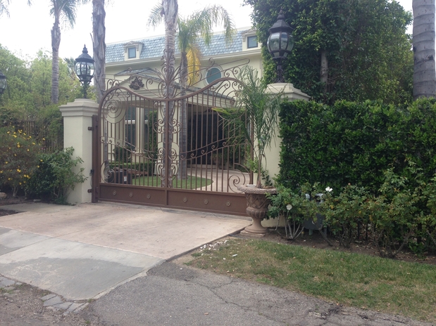 Images Infinity Garage doors & Gates Inc