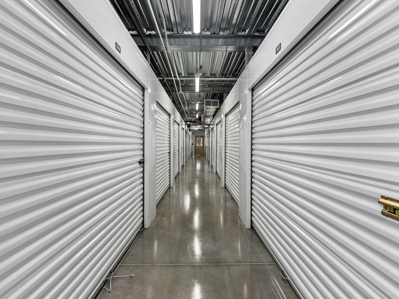 Images Extra Space Storage