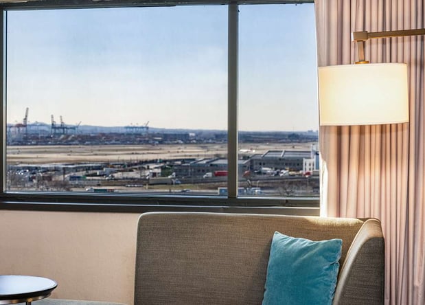 Images DoubleTree by Hilton Hotel Newark Airport