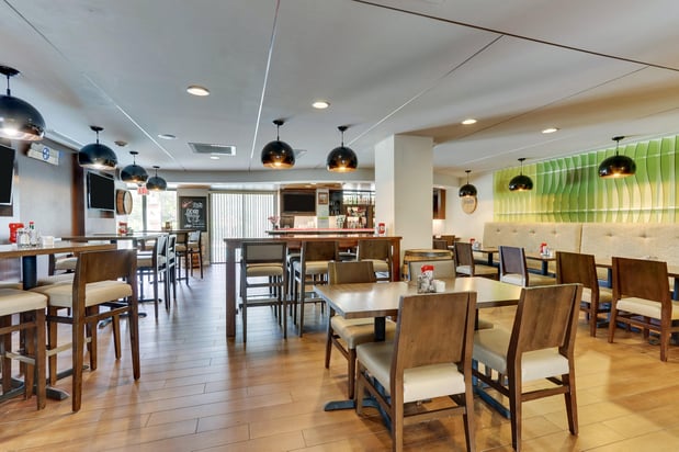 Images Holiday Inn Franklin - Cool Springs by IHG