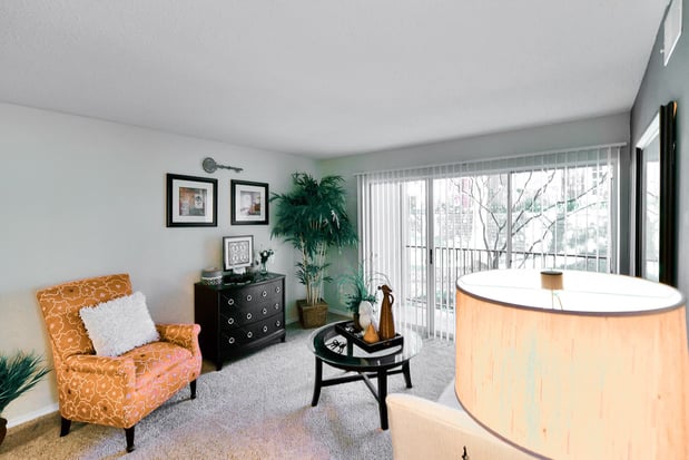 Images Creekside at Pear Ridge Apartment Homes