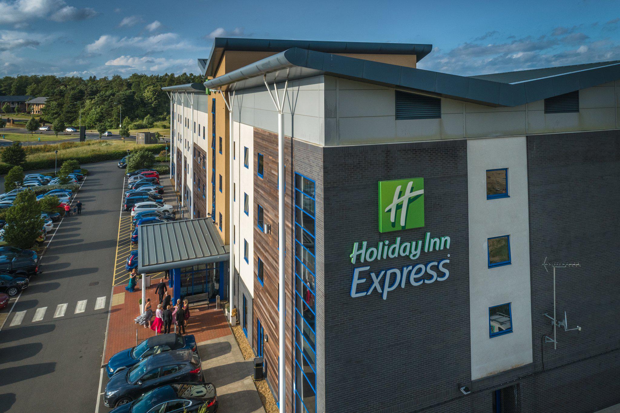 Holiday Inn Express Kettering, an IHG Hotel Kettering 01536 210210