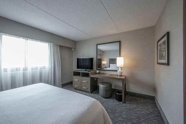 Images Embassy Suites by Hilton Chicago Schaumburg Woodfield