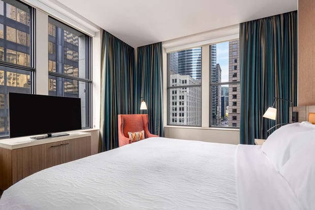 Images Hilton Garden Inn Chicago Central Loop
