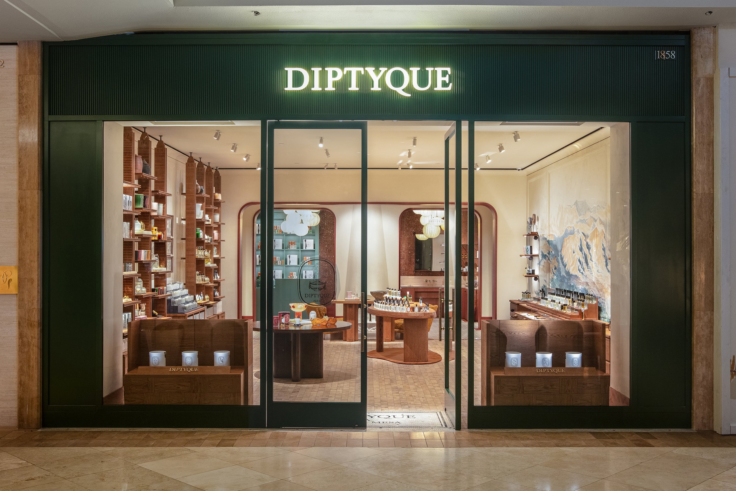 Store Image of diptyque location
