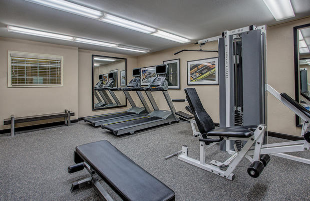 Images Candlewood Suites Louisville Airport by IHG