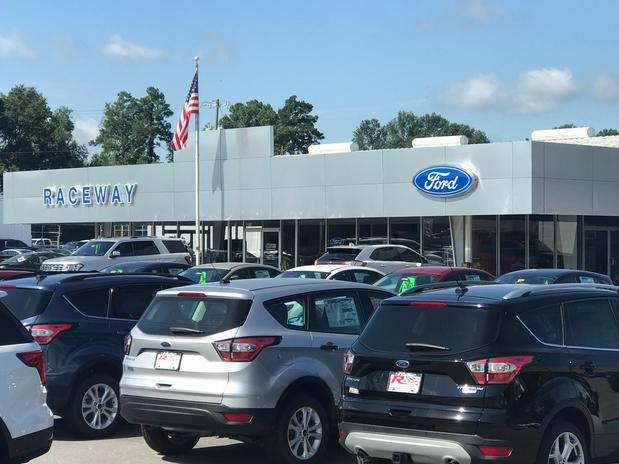Images Raceway Ford of Hartsville