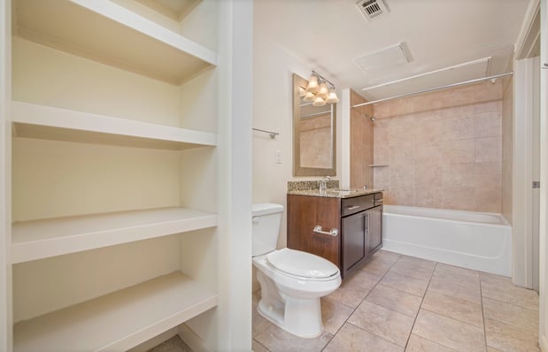 Images MAA Midtown Square