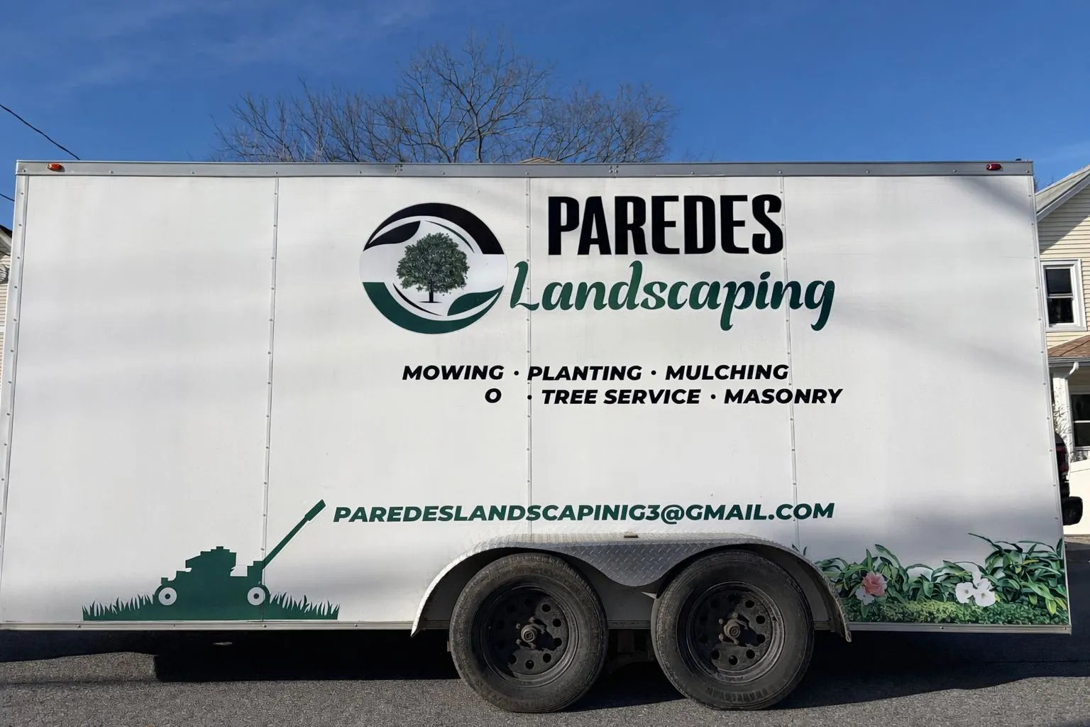 Paredes Landscaping Image