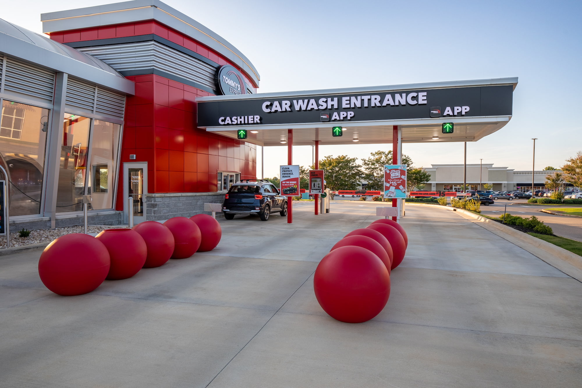 Tommy's Express Car Wash Image