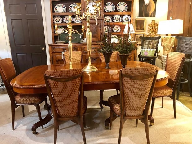 Images Mélange Fine Furniture Consignment