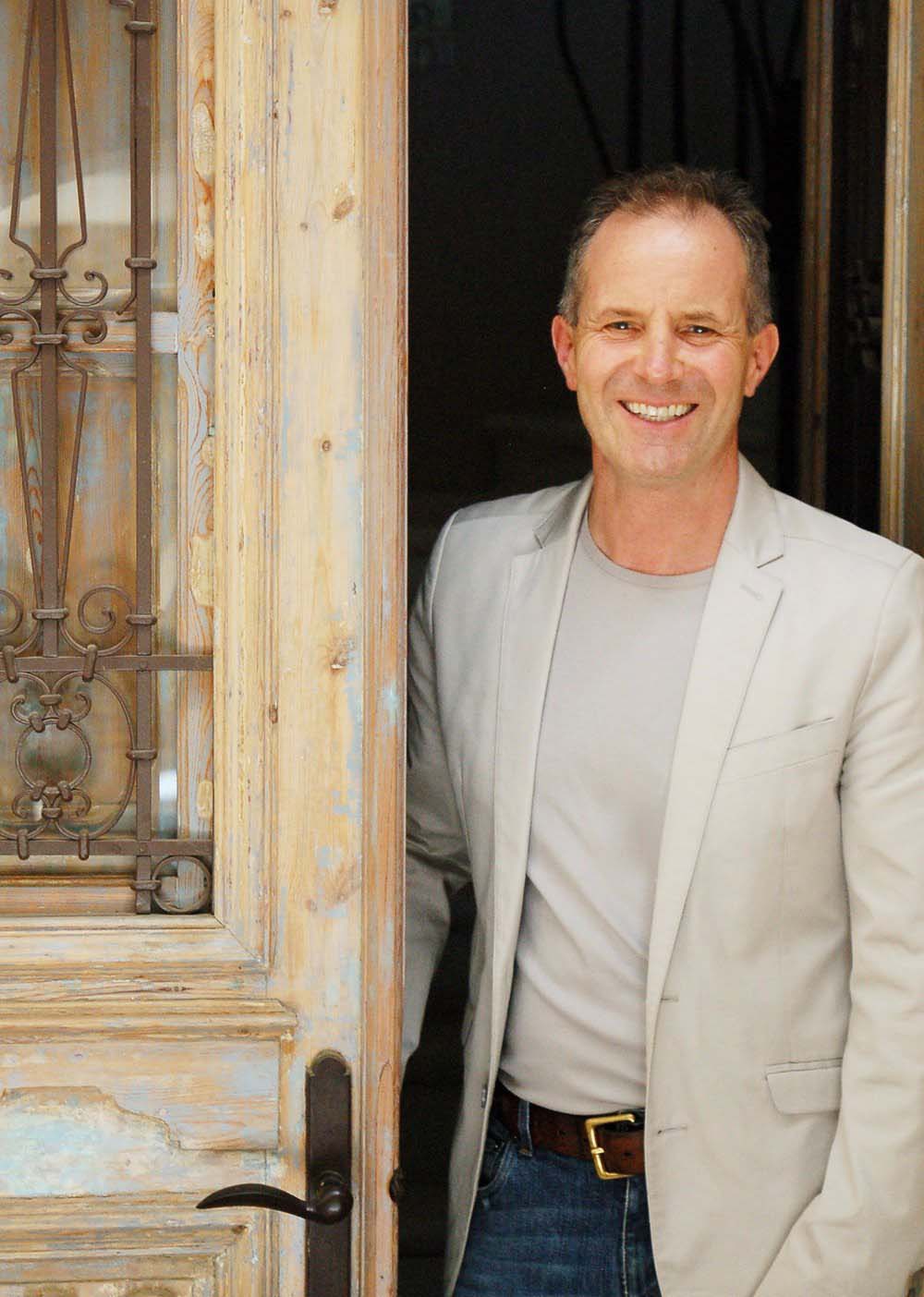 Dr. Ian van Zyl DDS, MS, PROS 