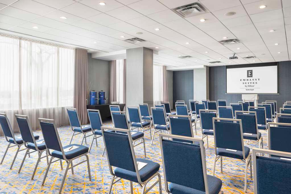 Images Embassy Suites by Hilton Toronto Airport