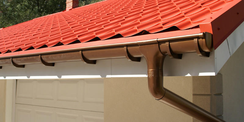 WE OFFER A RANGE OF GUTTERS TO SUIT ALL TYPES OF RESIDENTIAL AND COMMERCIAL BUILDINGS.