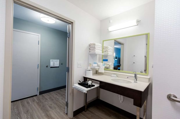 Images Hampton Inn Bismarck North