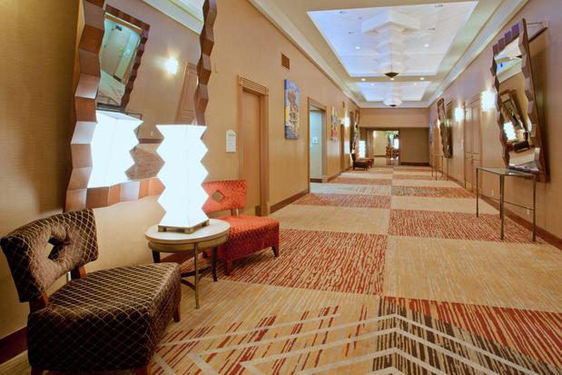 Images Crowne Plaza Houston Med Ctr-Galleria Area by IHG