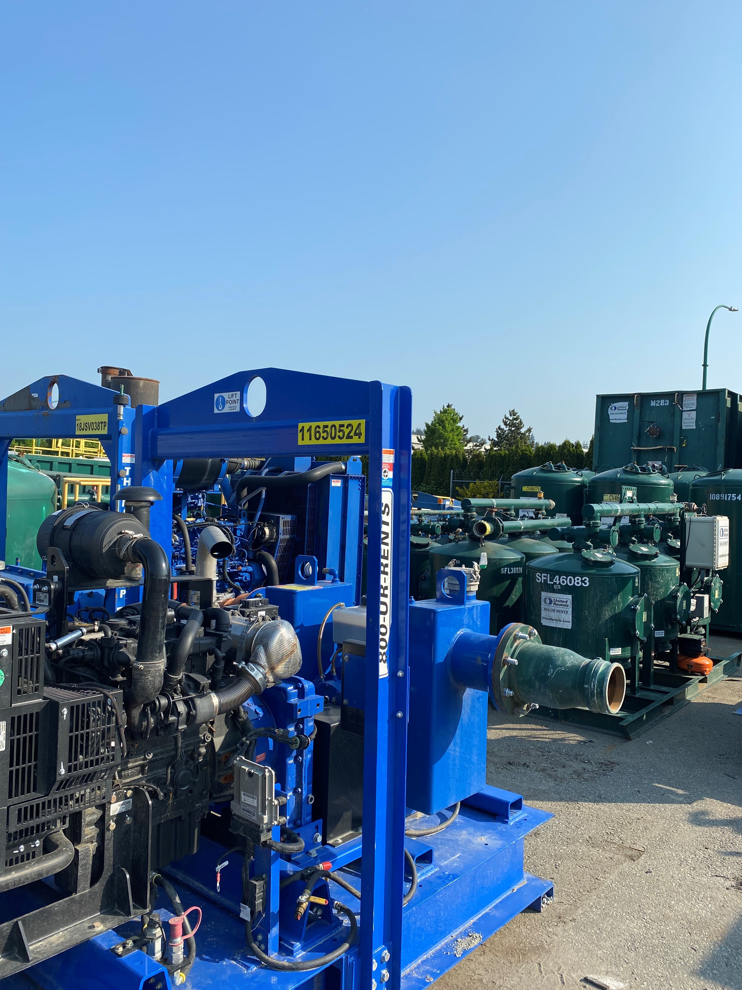 Images United Rentals - Fluid Solutions: Pumps, Tanks, Filtration