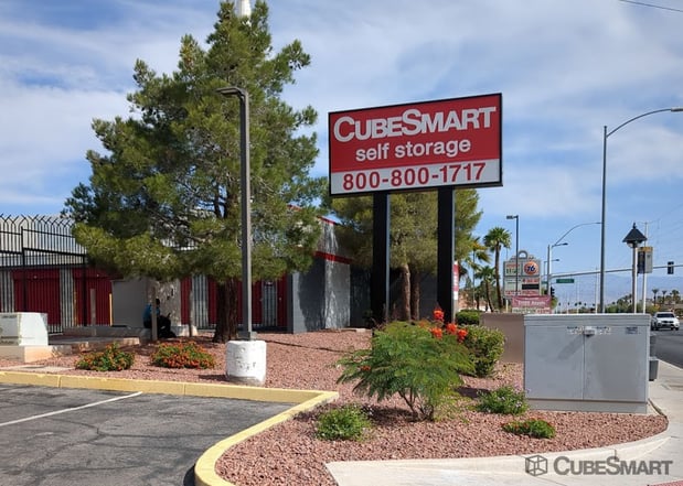 Images CubeSmart Self Storage