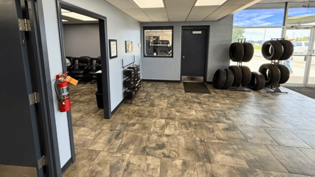 Images Gills Point S Tire & Auto Service