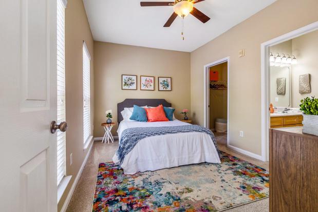 Images Worthington Apartments & Townhomes