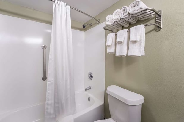Images SureStay by Best Western Columbus Downtown