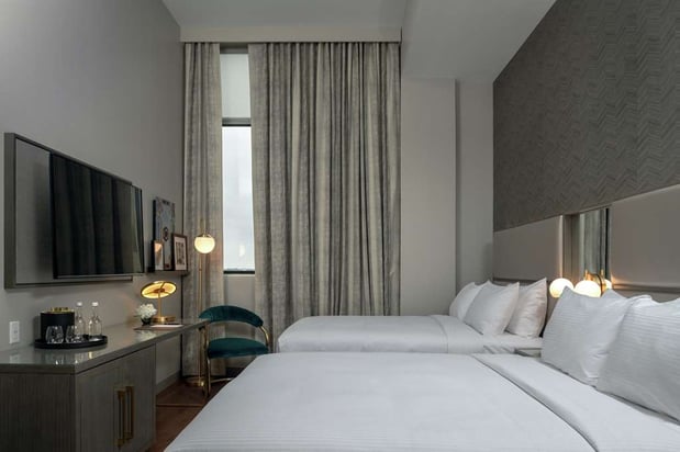 Images Tulsa Club Hotel, Curio Collection by Hilton