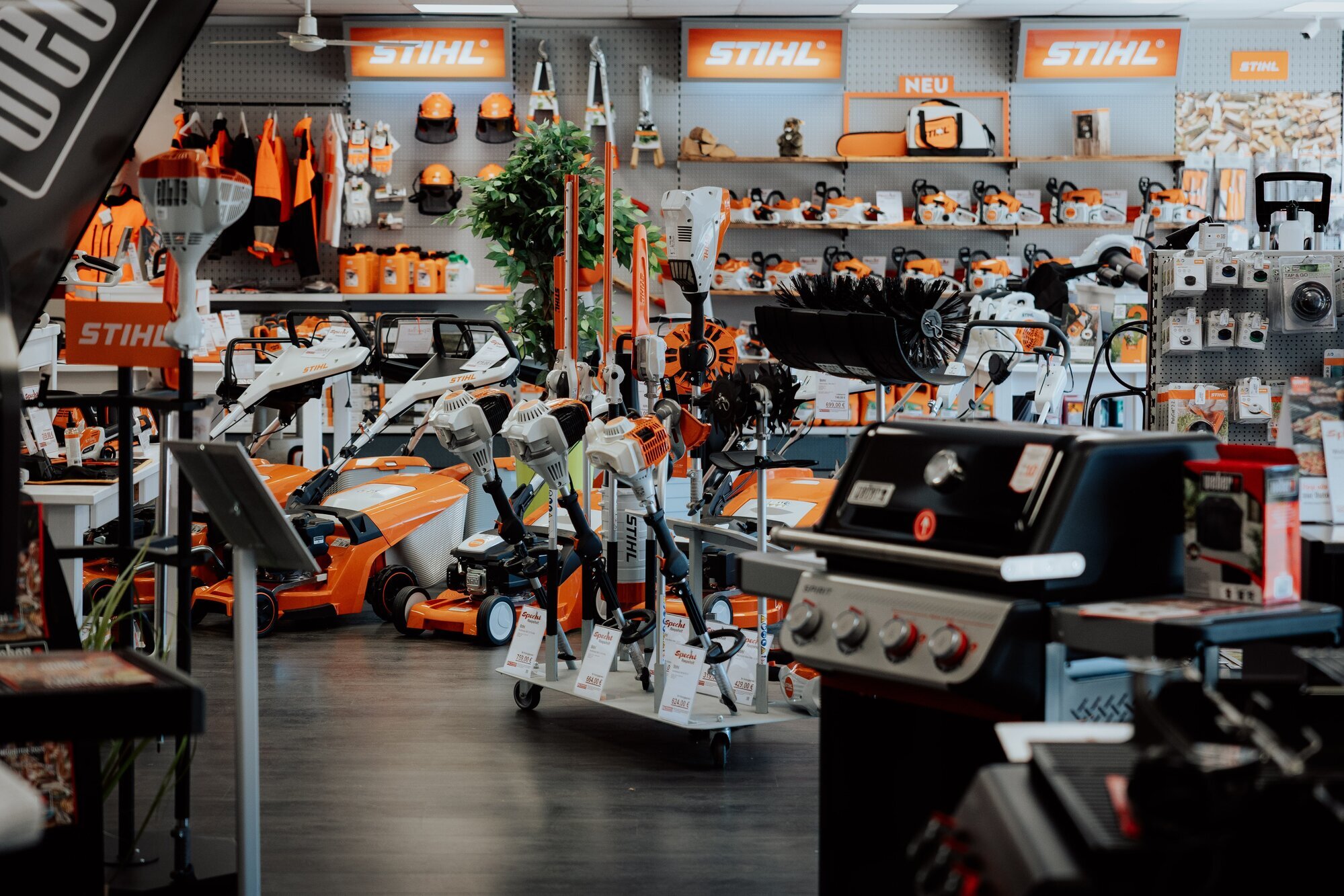 Specht Reepsholt e. K., Reepsholter Hauptstraße 17 in Friedeburg