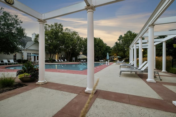 Images Eagle Rock Apartments at Freehold