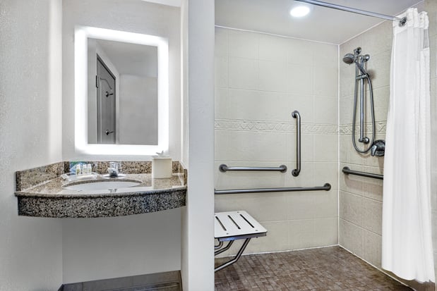 Images Holiday Inn & Suites College Station-Aggieland by IHG